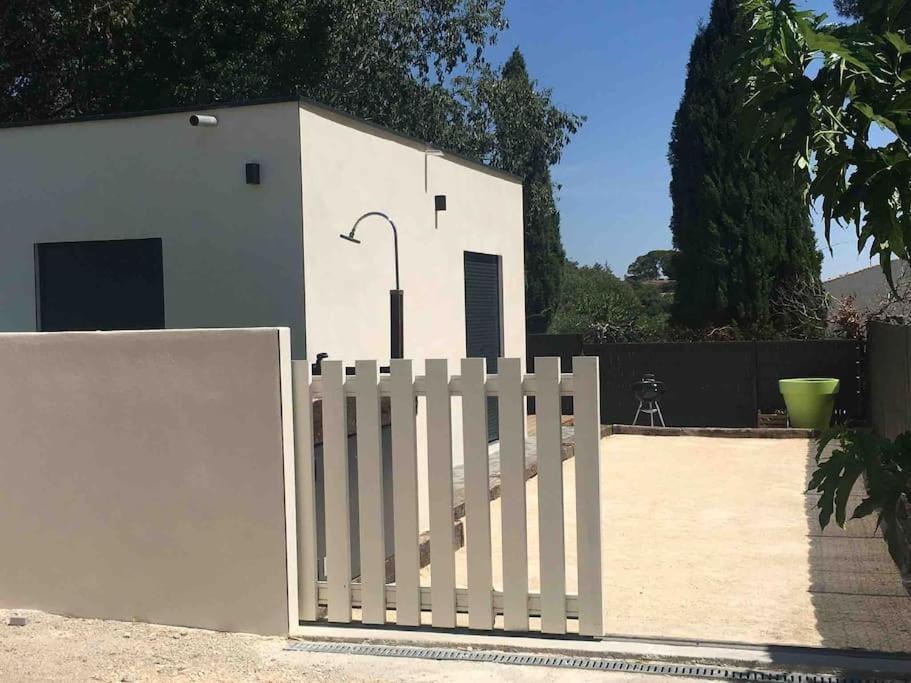 فيلا Lou Mazet Uchaud المظهر الخارجي الصورة